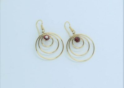 9ct Yellow Gold and Garnet earrings
