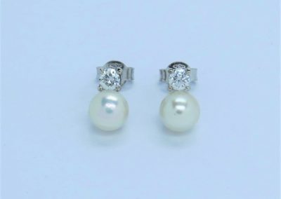 Pearl and Diamond earrings