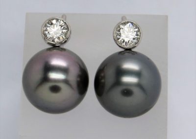 Tahitian Pearl and Diamond earrings